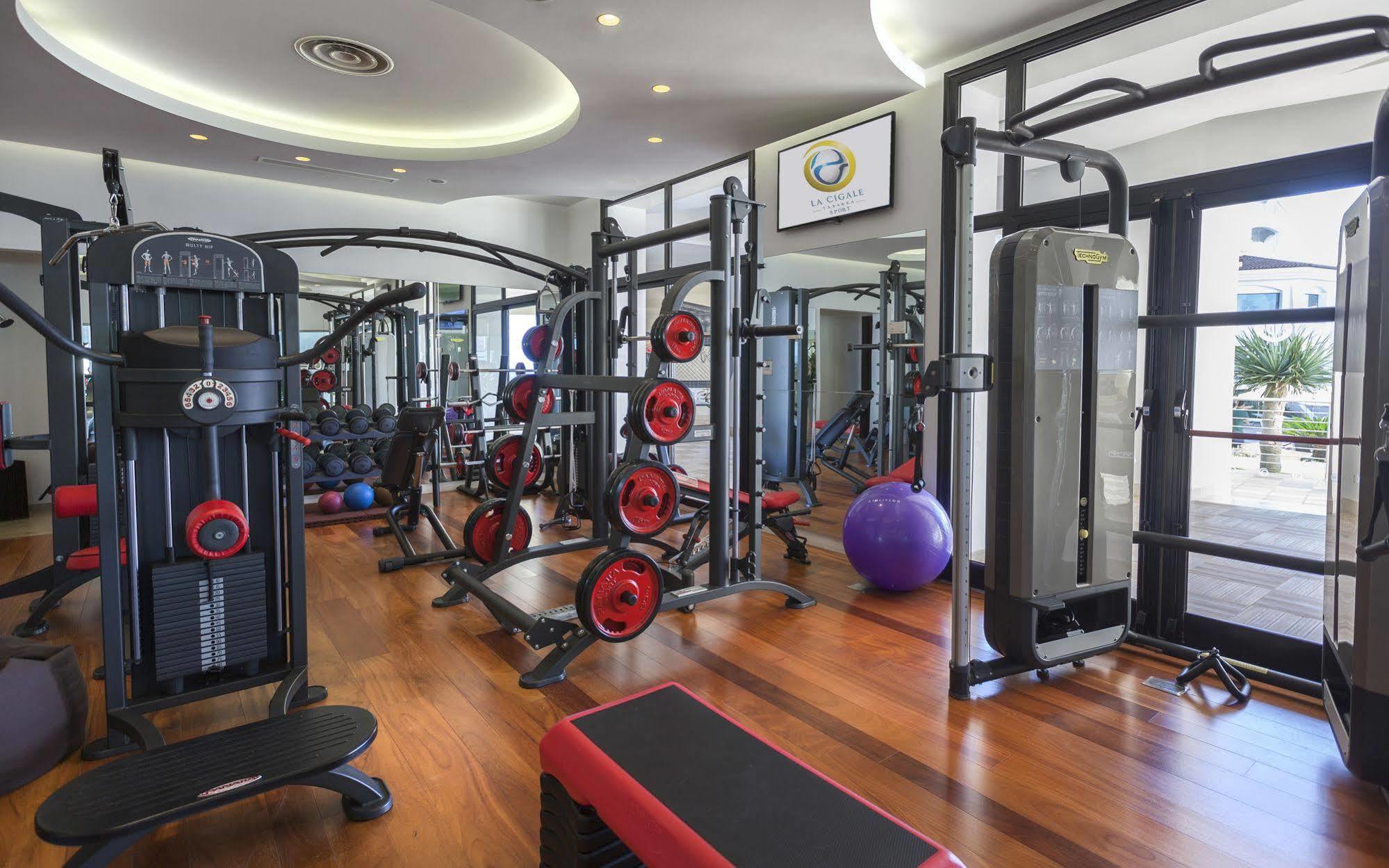 塔巴卡西加尔酒店 外观 照片 The gym at the hotel