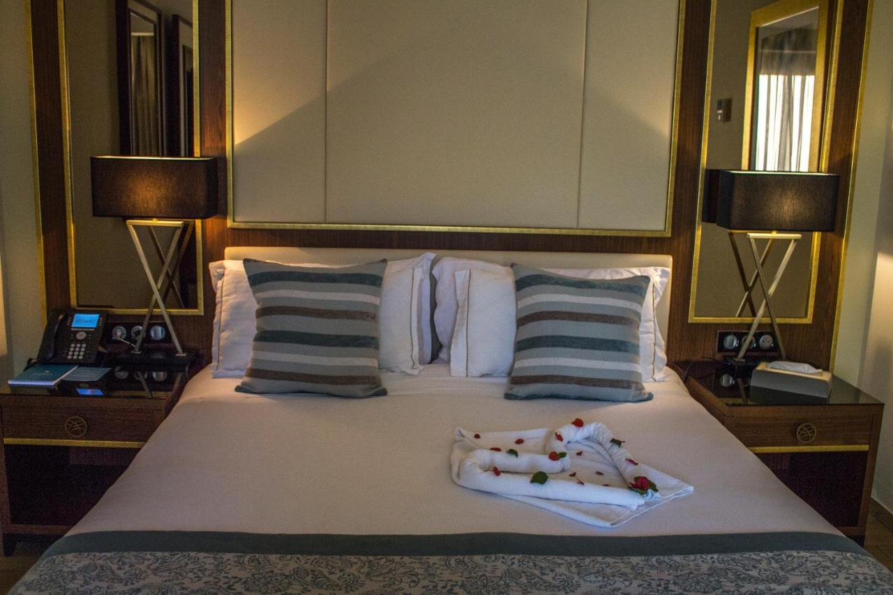 塔巴卡西加尔酒店 外观 照片 A bed